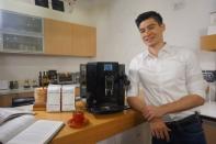 비정상회담 알렉스, 스위스 커피머신 ‘유라’ 신제품 E7 홈쇼핑 홍보 영상 촬영