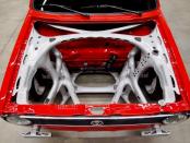 폭스바겐 CADDY에 3D 프린터로 제작한 전면부 구조 장착