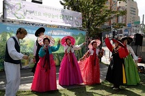 한국문화원연합회 어르신문화프로그램 문화로 청춘: 어르신들의 인생2막 연극 무대 도전