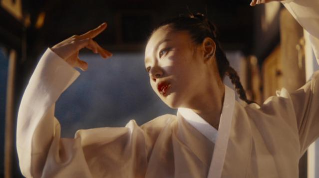 국제무대서 활약하는 한류문화예술인과 한지의 만남