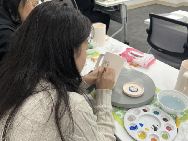 사회적기업 스프링샤인, 한국환경산업기술원과 ESG 도자기 텀블러 만들기 체험행사 진행