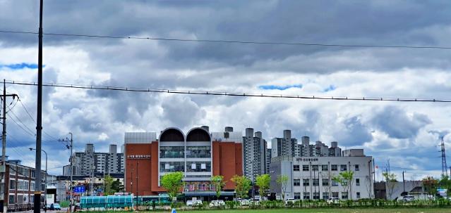 행정복지센터에 광장이 생기다