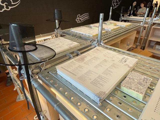 와, 이것도 한복이에요? 전통이 트렌드가 되는 순간!