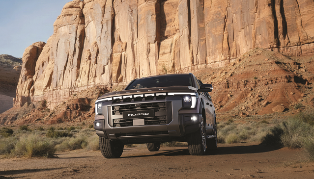 KGM ‘무쏘’ 1호차 전달식 진행