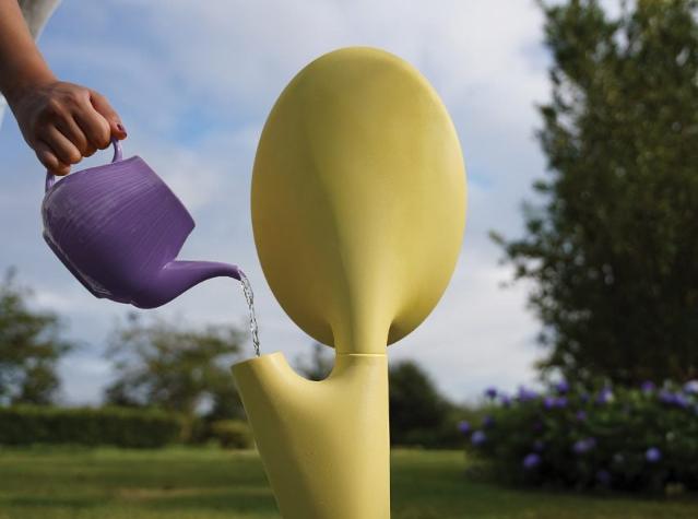 밀루 브루넬(Milú Brunell), 흙의 힘으로 작동하는 정원 조명 솔리(Soli) 디자인