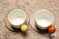 원목과 도자기가 만난 특별한 잔