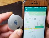 스마트폰 연동 소형 추적장치 TrackR Bravo