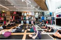 스포츠웨어, 영국인의 일상을 사로잡다!