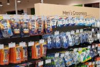 청결한 외모를 중시하는 UAE 남성 면도기 시장 동향