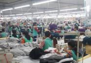 EU, 캄보디아에 대한 EBA 관세 특혜 일부 중단 결정