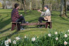 사회적거리두기를 위한 이동식 벤치