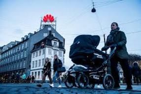 중국산 5G 배제에 갈림길에 선 덴마크 對中 팬더 외교