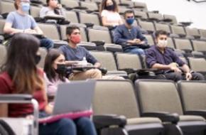 영국, 코로나19 정부 대응 변화 및 배경