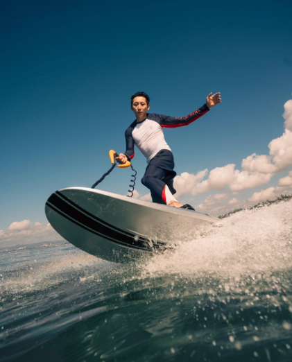 무더위를 날리는 중국의 수상 스포츠 산업