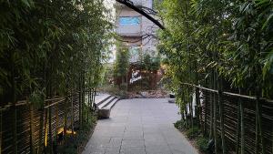 패션 브랜드와 카페가 만나다