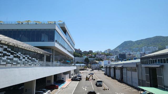 부산의 현재를 느낄 수 있는 공간들