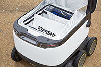 코로나 위기에 더욱 보편화된 스마트한 자율주행 로봇 STARSHIP,UK