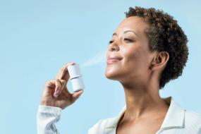 코로나 바이러스의 전염을 방지하기위한  구강스프레이 디자인