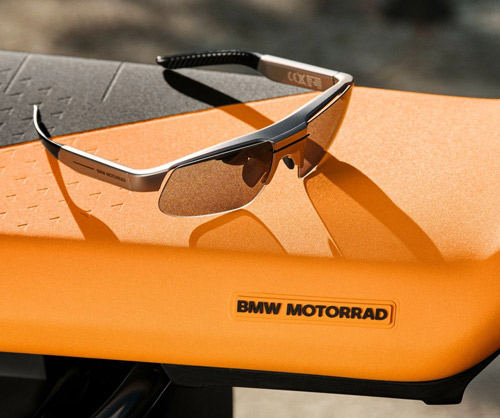 라이더의 시선으로: BMW 스마트 글라스