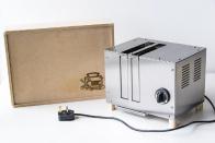 직접 조립해서 사용하도록 디자인된 토스터