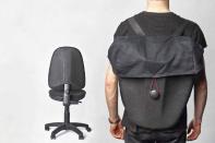 오래된 사무실 의자를 재활용해 만든 백팩