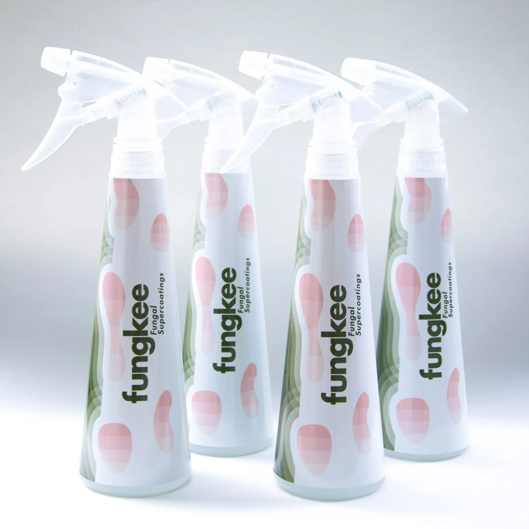 네덜란드 디자이너, 진정한 친환경 유사가죽 만드는 균류 코팅제 개발 중