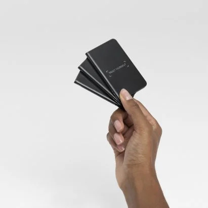 레이어가 디자인한 가상화폐 지갑 Ldeger Stax