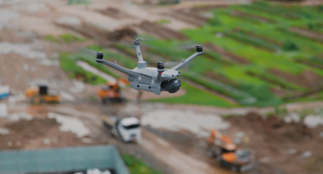 엔젤스윙-현대건설, 최대 규모 도로공사 드론 관제… CCTV 사각지대까지 잡았다