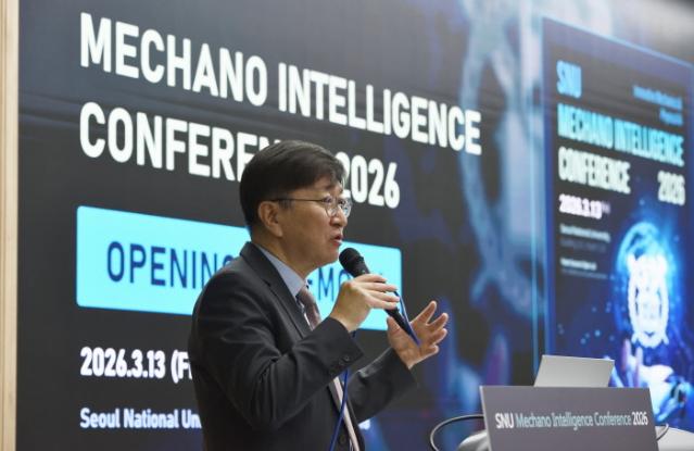 AI 제품 246개 개발에 7540억 원 지원…산업·일상 AI 전환 속도