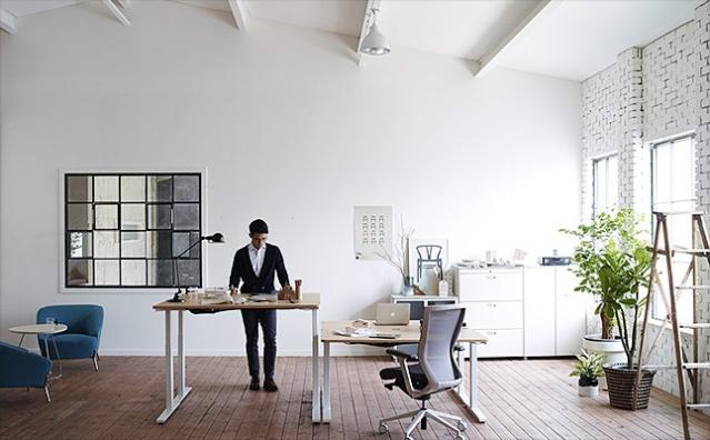 [생활을 바꾸는 디자인 14편] 스탠드 테이블