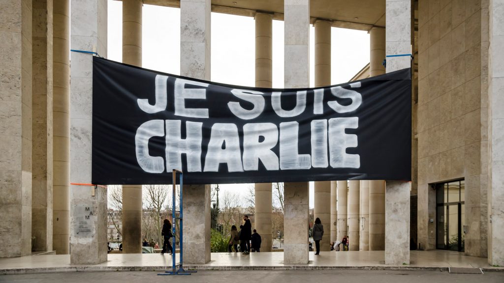 디자인뮤지엄 ‘Hope to Nope’전: 정치적 메시지담은 그래픽디자인 조명한다