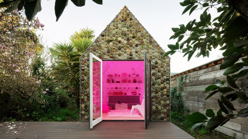 다육이가 자라는 3D 프린팅 타일 오두막