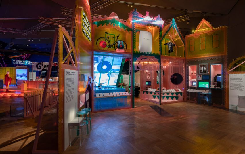 미래의 빛과 어둠을 조명한 V&A 기획전시, ‘미래는 여기서 시작된다’