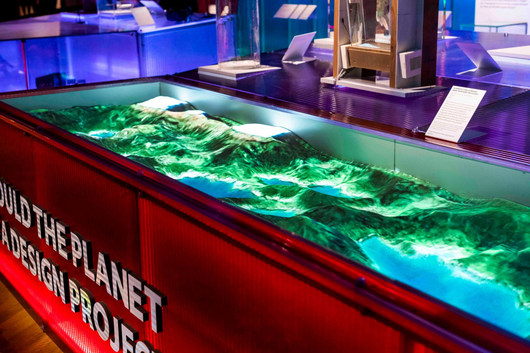 텔아트, 기계학습 알고리즘을 활용한 테라폼 테이블 제작