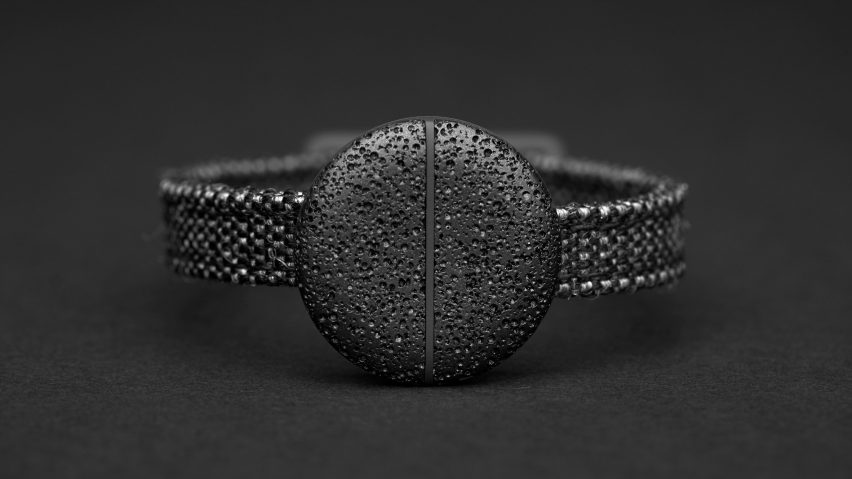 레이어, 해킹불가능한 암호화폐 지갑 제작