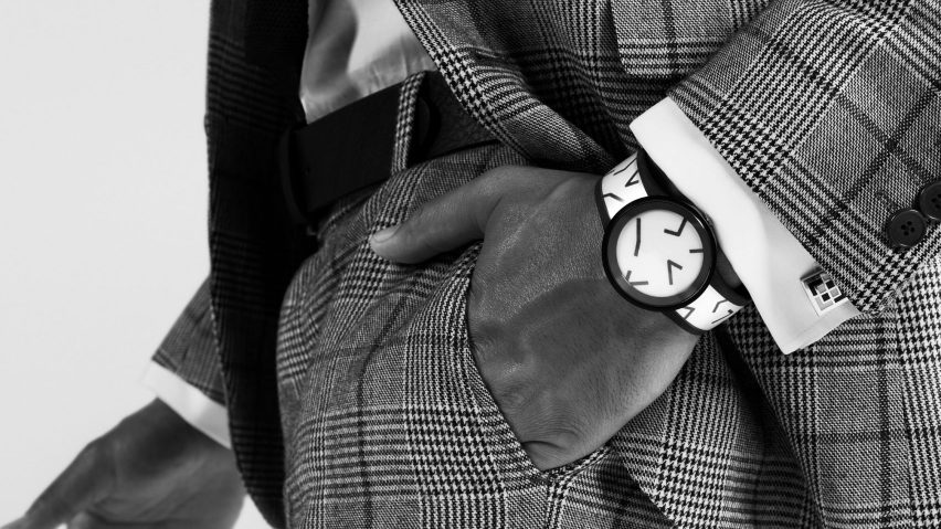 색깔입은 전자종이, 패션업계에 미칠 파급력 클듯