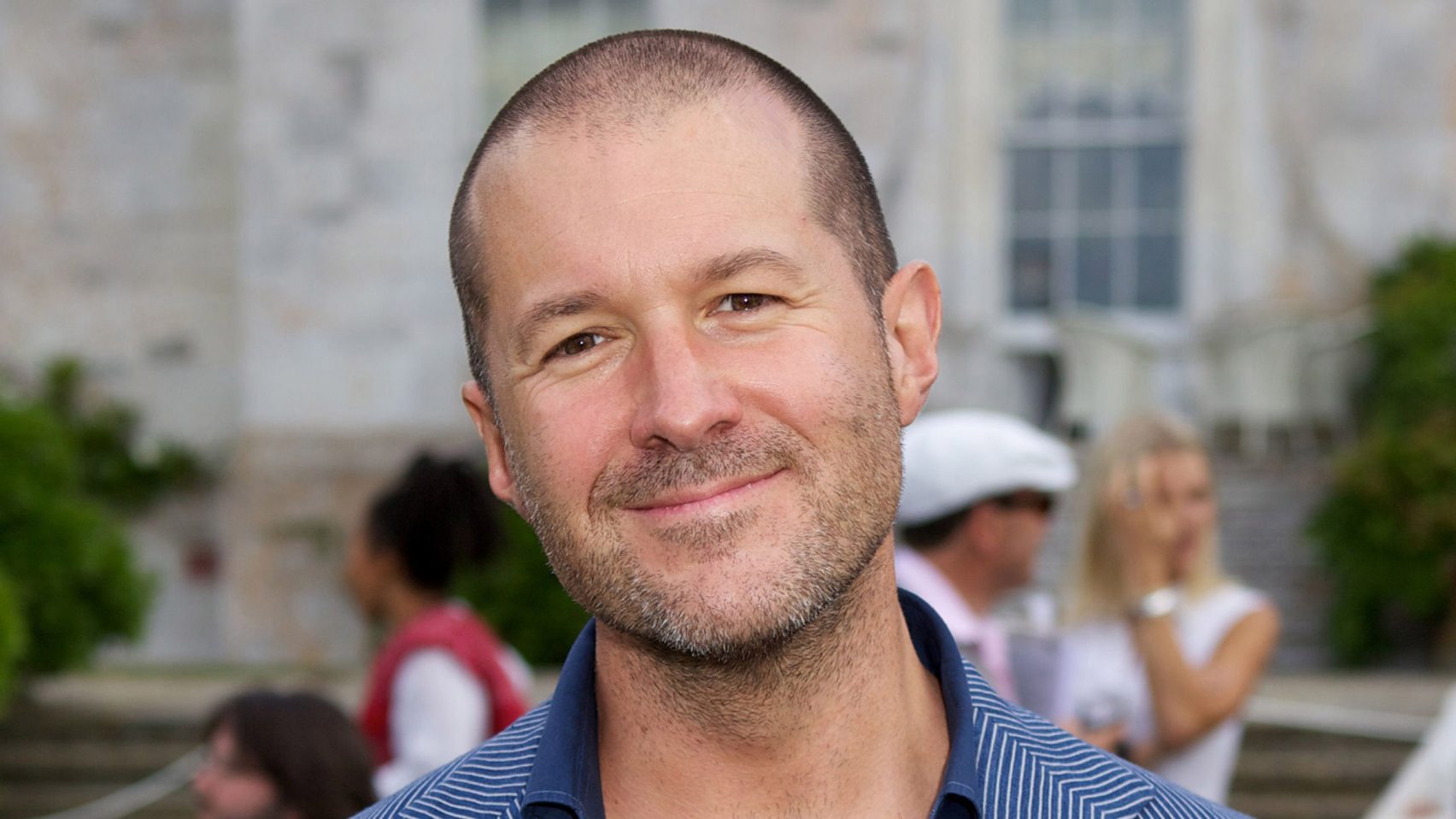 조나단 아이브, 애플 떠나 독립 디자인회사 차린다