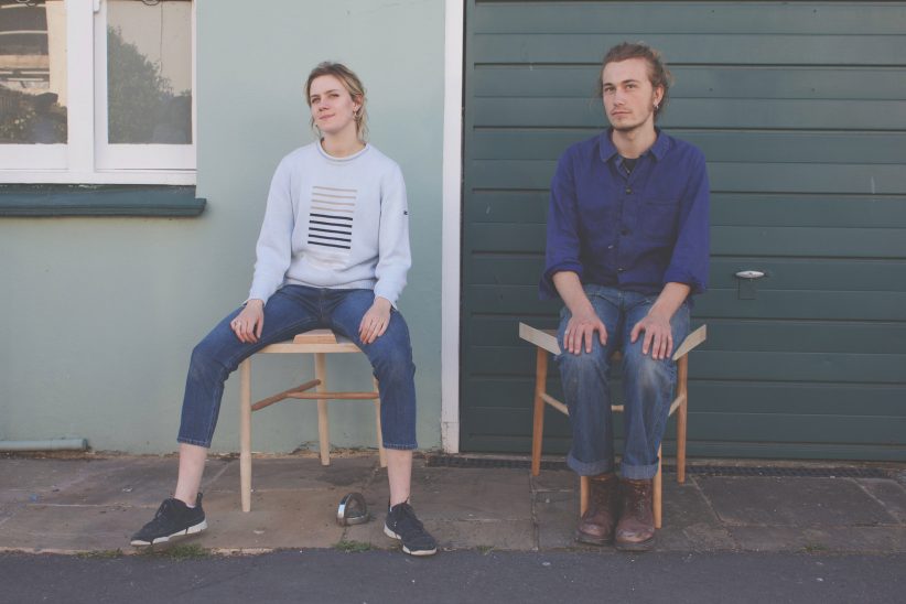 ‘쩍벌남을 위한 해법’ 의자