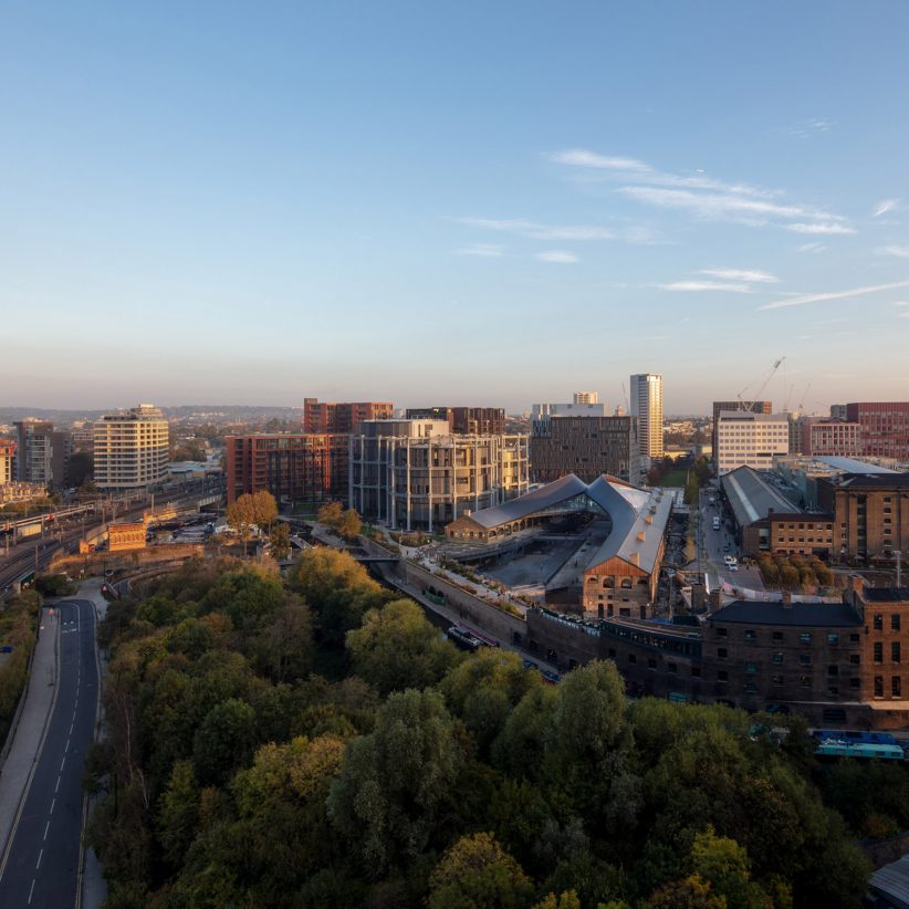 런던 킹스크로스, 안면인식으로 방문객 감시해 논란