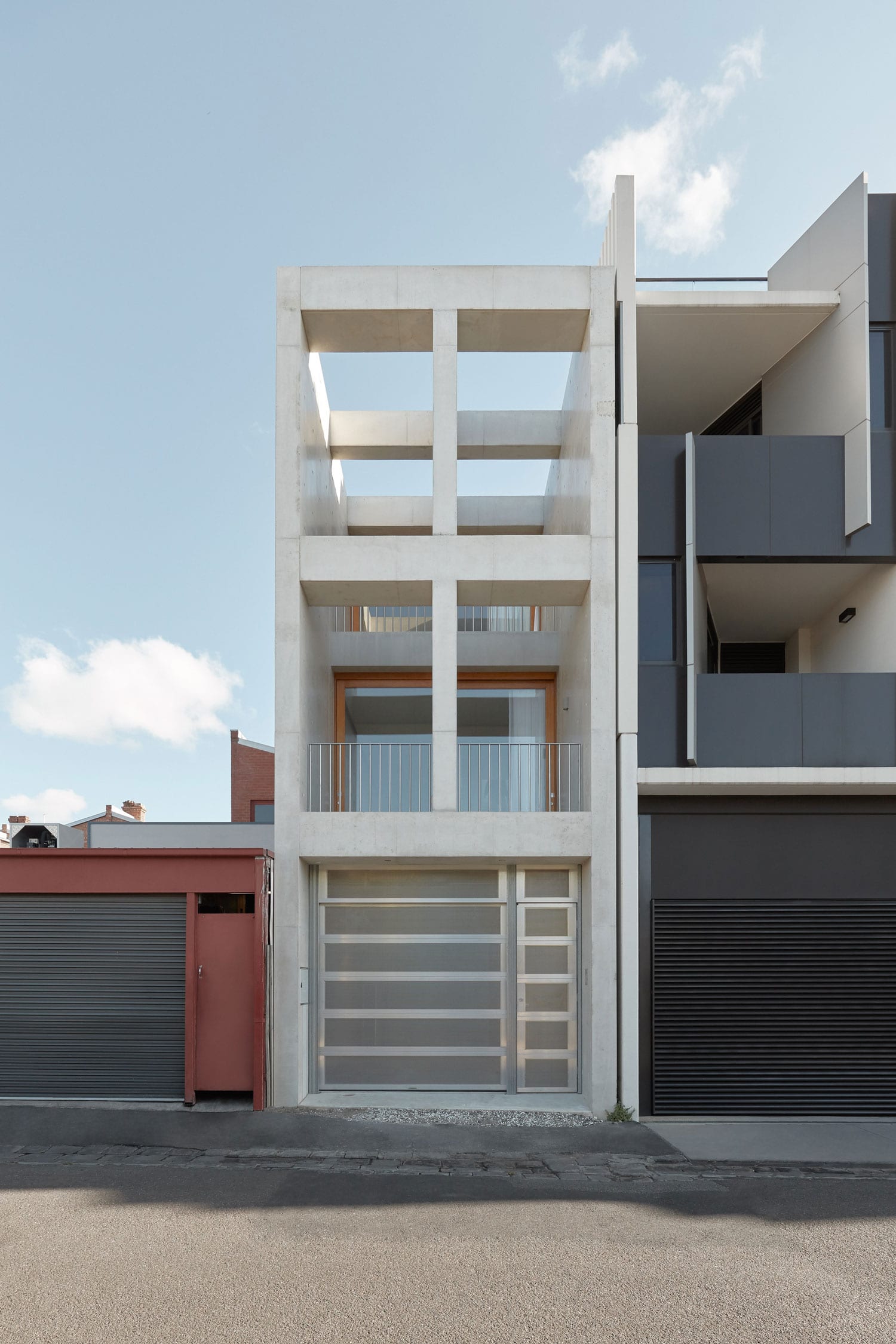 Skinny House is Melbourne by Oliver du Puy Architects