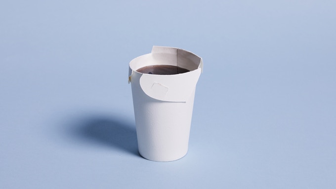 뚜껑이 필요 없는 커피컵 디자인