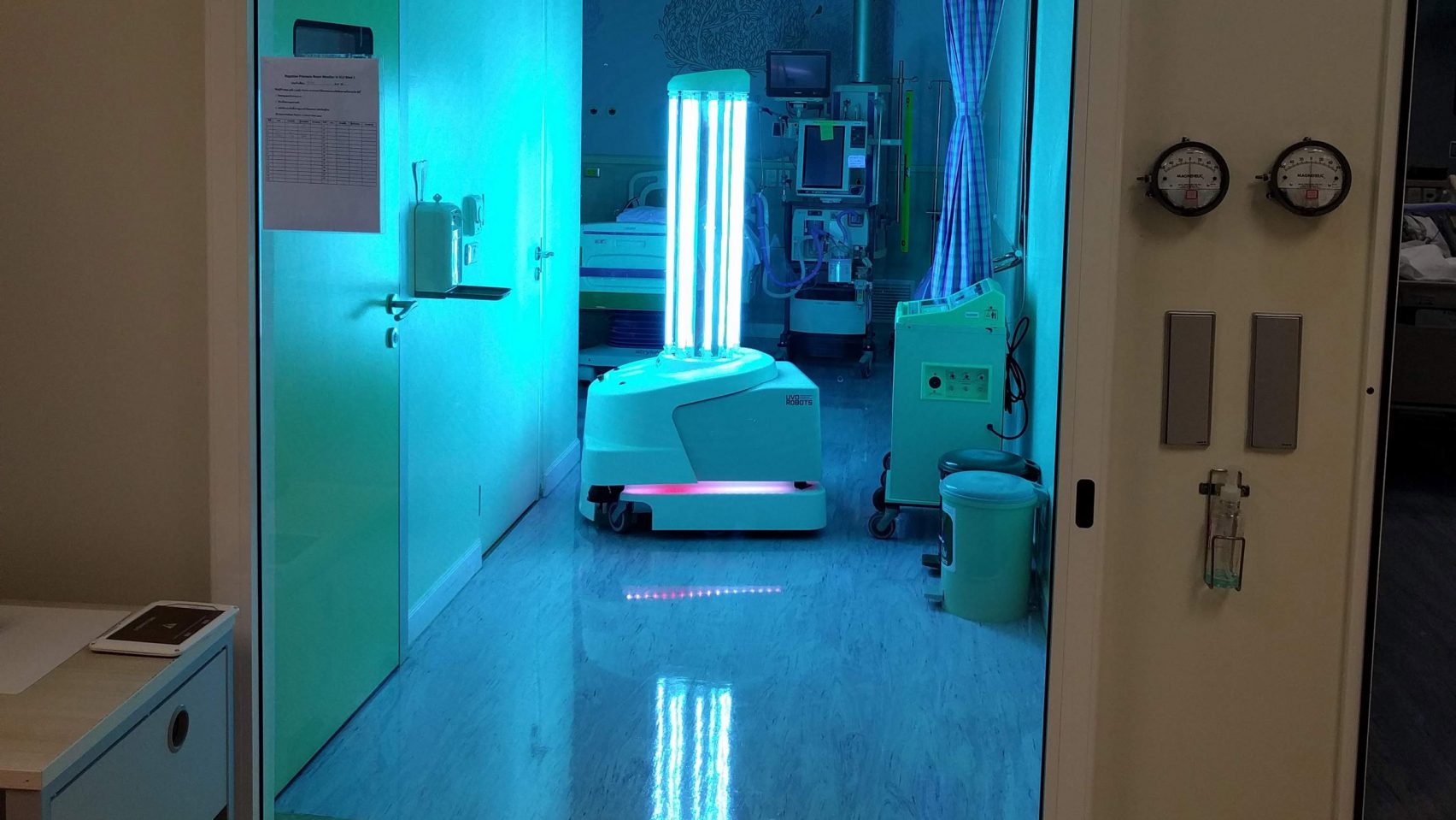 중국에서 코로나와 싸우는 드론과 자율주행 로봇들 ①