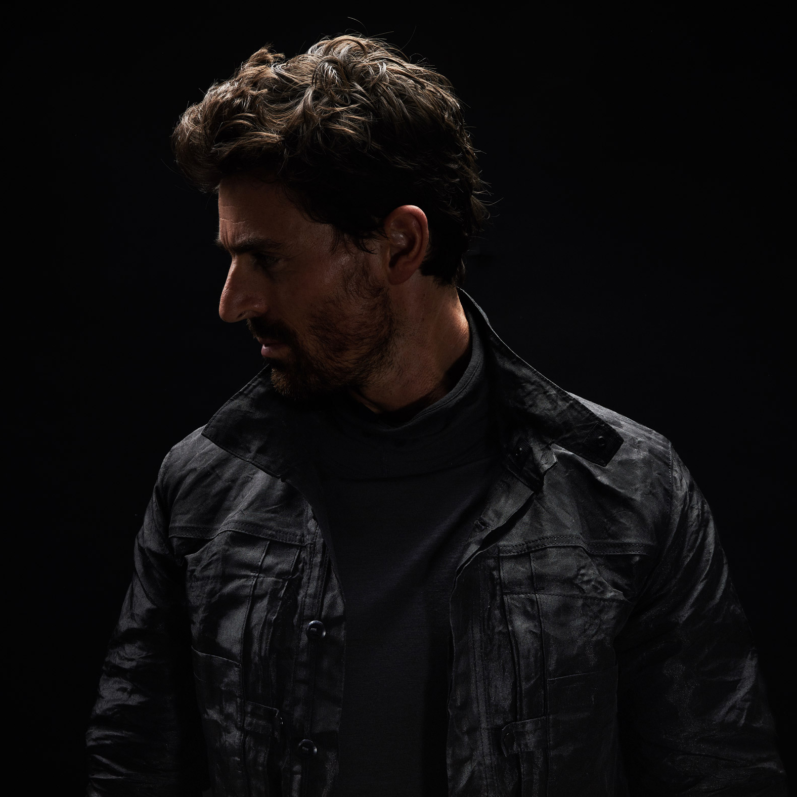 볼레백, 다이니마로 “불멸의 재킷” 제작