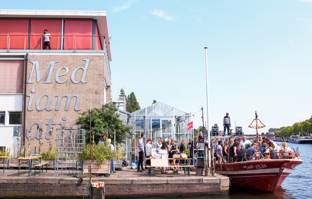 바이오 디자인 Bio-design을 다루는 아트 센터, 미디어매틱 Mediamatic