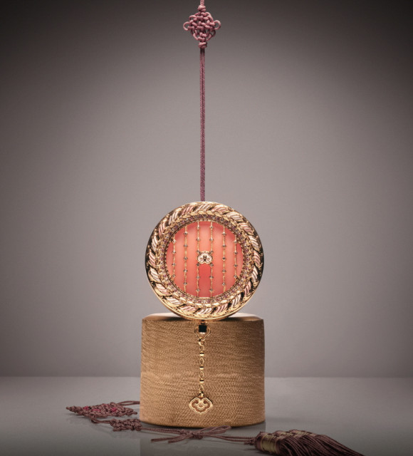 LG생활건강, 궁중매듭공예 아로새긴 ‘후 궁중팩트 스페셜 에디션’ 선보여