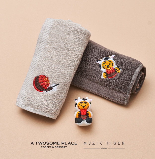투썸플레이스, 투썸X무직타이거 타올 세트 출시
