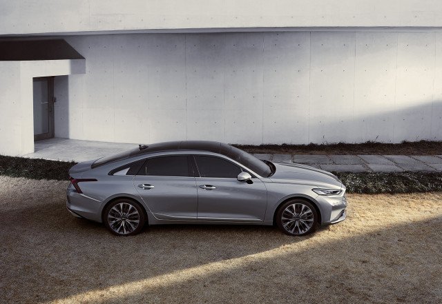 기아 K8, 사전계약 첫날 1만8015대 기록