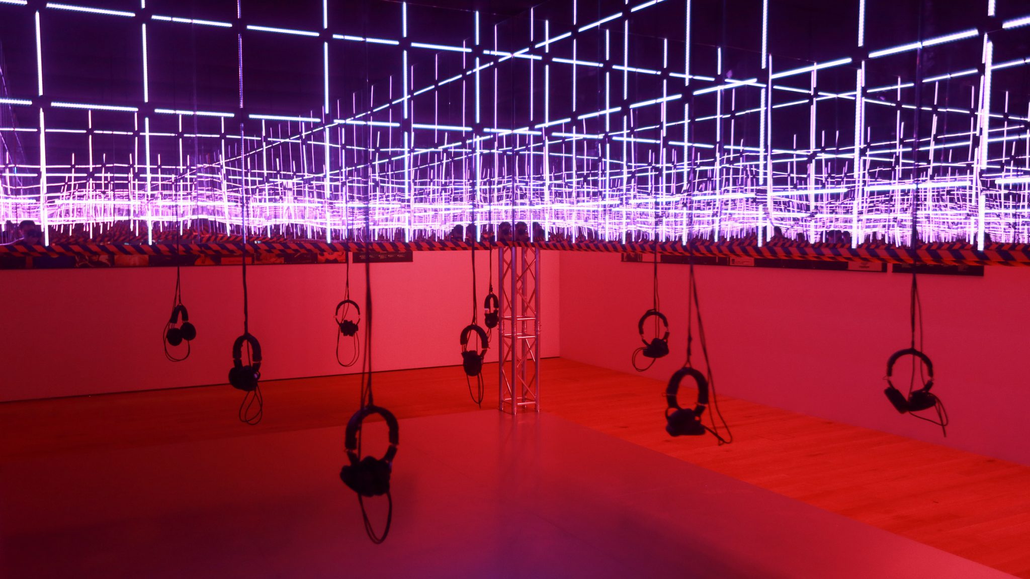 5월 전세계 건축 및 디자인행사 ①: V&A던디 나이트클럽 전 등