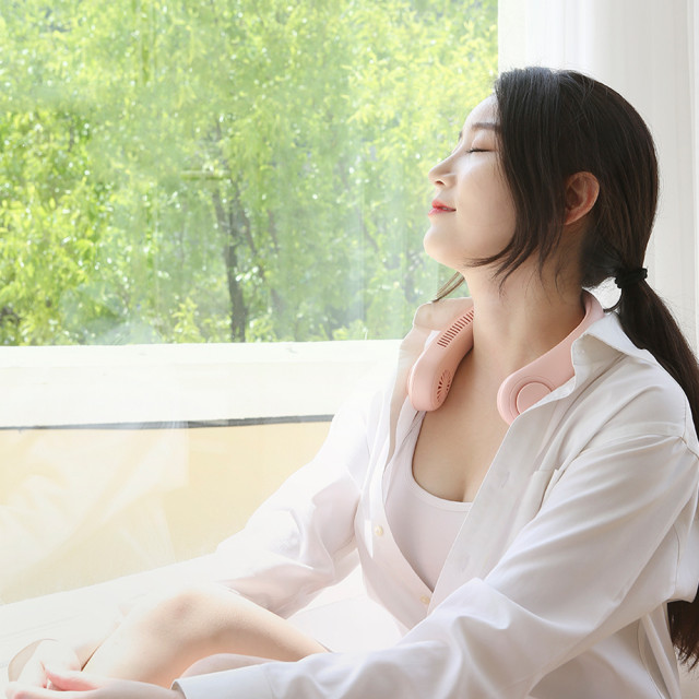 오존컴퍼니, 78개 송풍구로 목 전체 식히는 넥밴드 선풍기 ‘지수라이프 FA12’ 출시