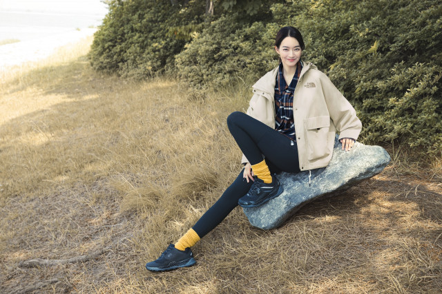 노스페이스, 발 전체로 숨 쉬는 하이킹화 ‘다이나믹 360 보아 고어텍스’ 출시